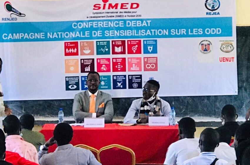  Conférence- débat sur les Objectifs du développement durable :Le Président du SIMED face aux étudiants de l’Université de  Tahoua.